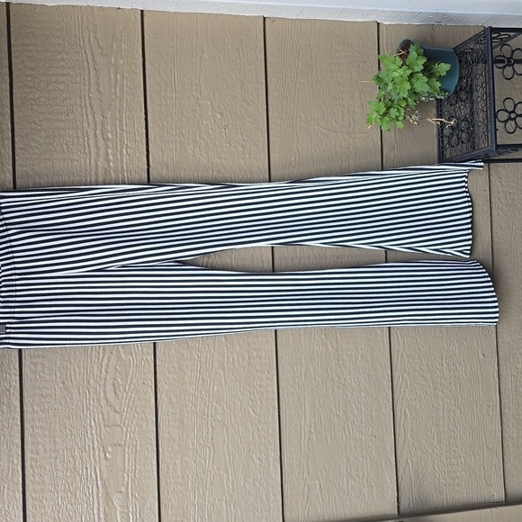 NASTY GAL High Wasted Striped Flare Pants NWOT 6 - Picture 6 of 12